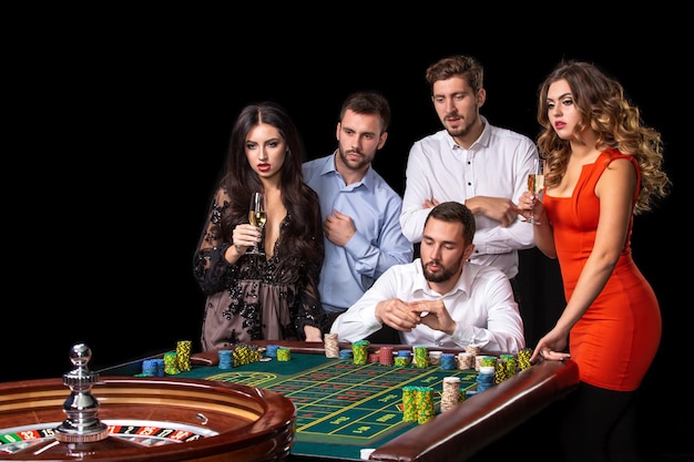 Mengenal Slot: Permainan yang Menggugah Adrenalin dan Cara Play VIPBet88 Login